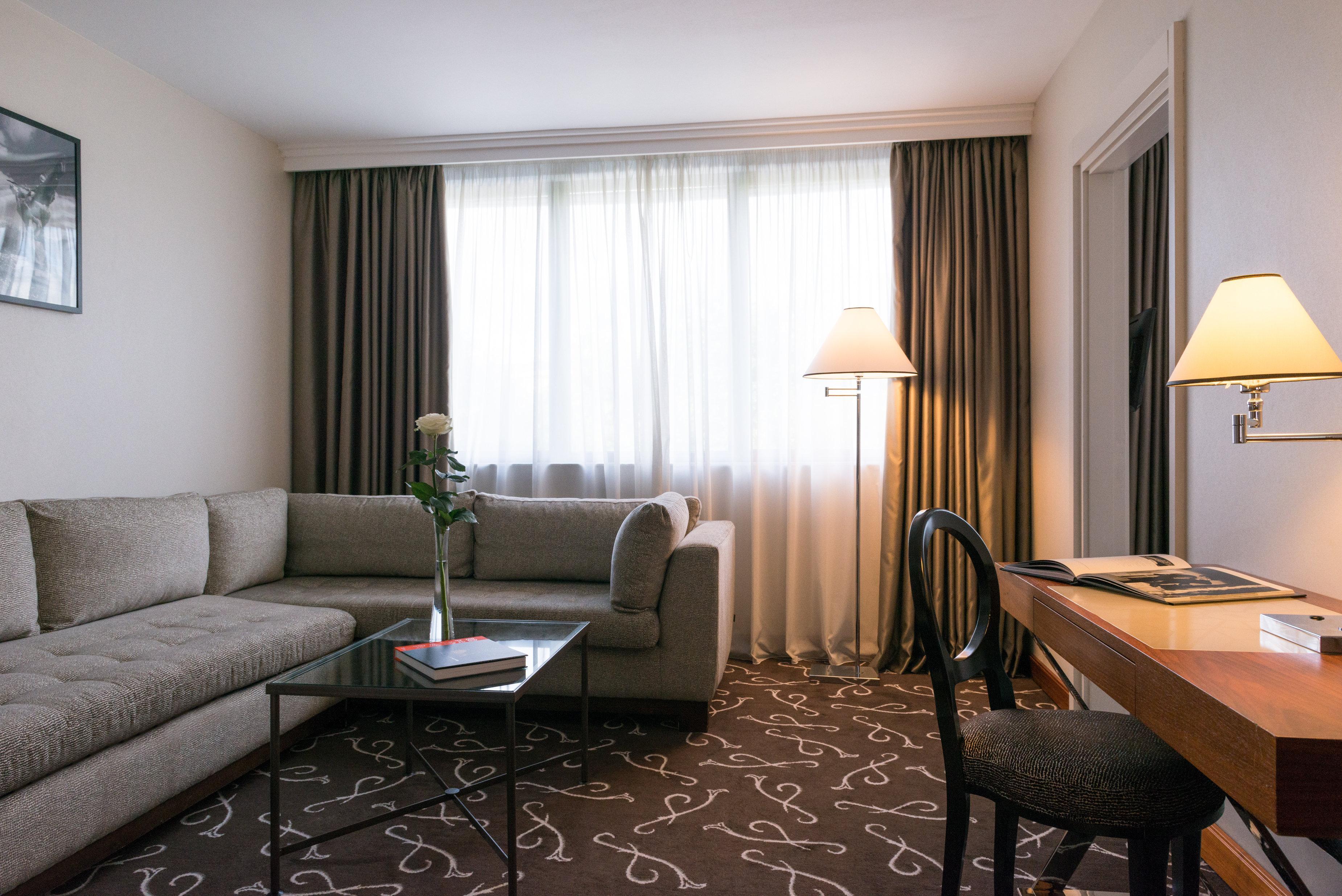 Crowne Plaza Paris - Neuilly, An Ihg Hotel Extérieur photo